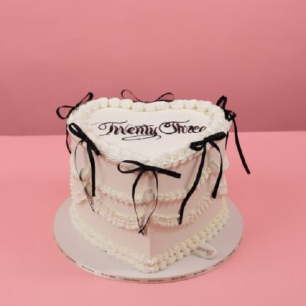 Heart Shape Cake 1.5kg Memz Bites